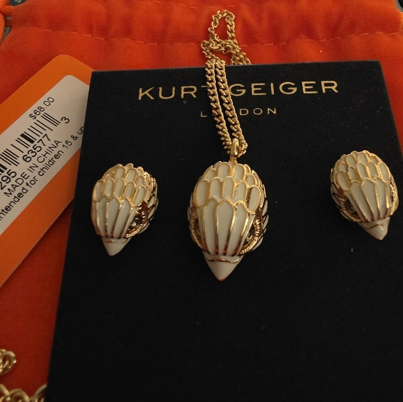Kurt Geiger Jewelry - Kurt Geiger Gold Tone Necklace and Earrings with White/Cream Enamel Shell Motif